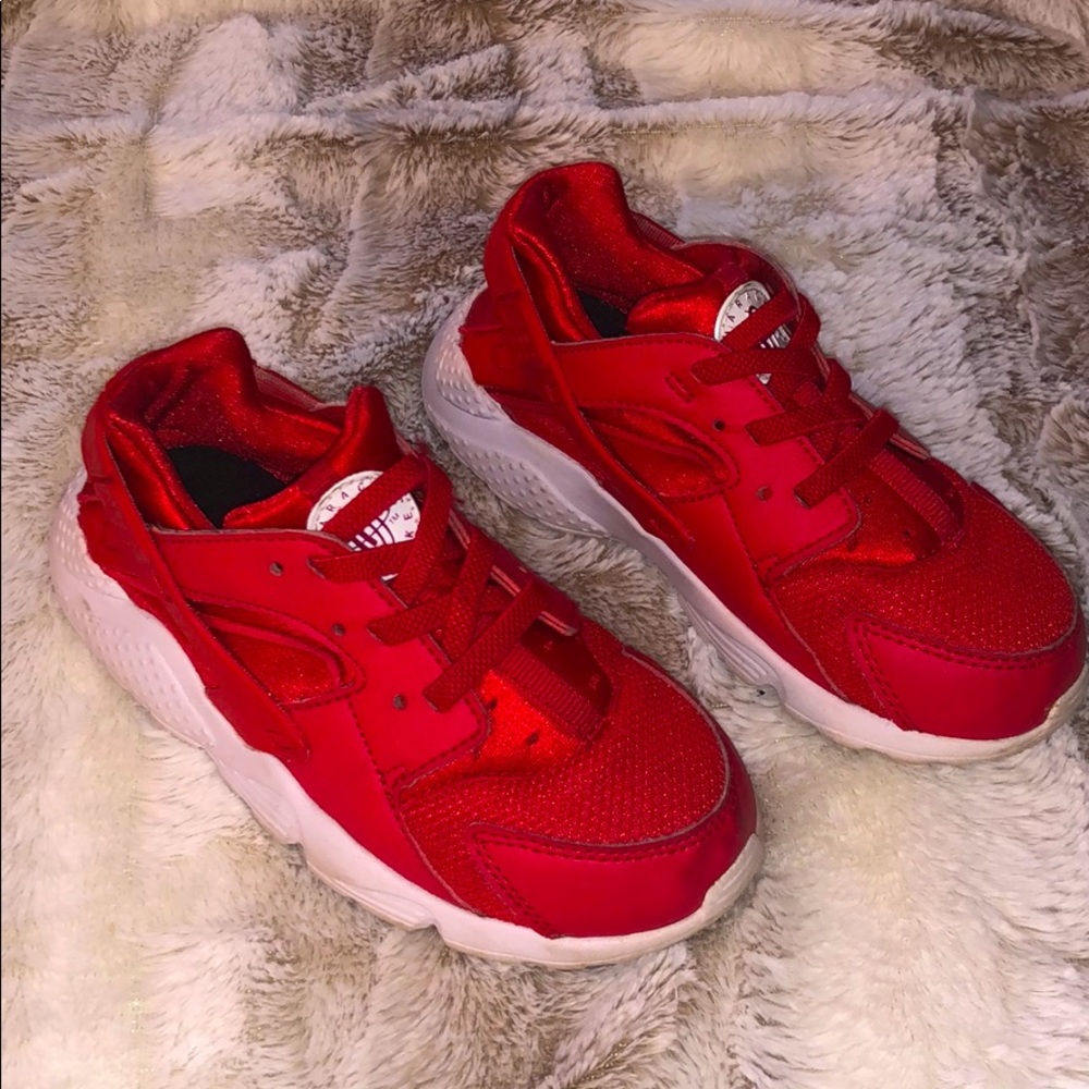 Kids Nike huaraches